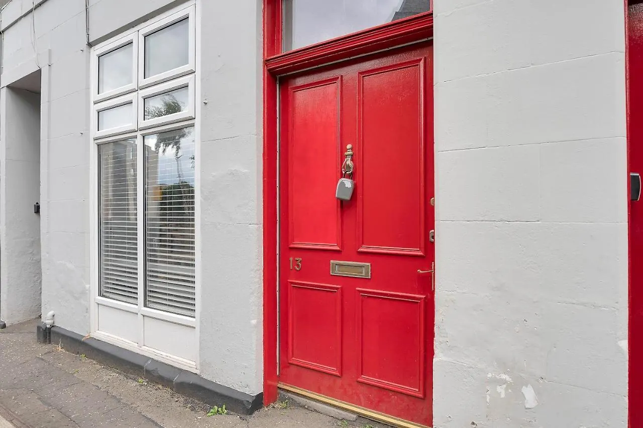 City Centre 2 Bedroom Main Door Apartment Edimburgo